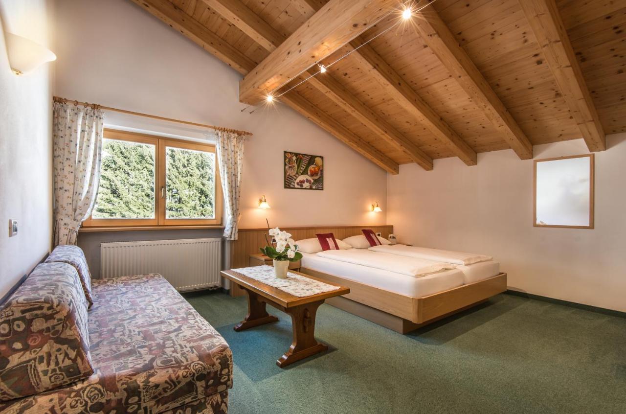 Ciasa Roch Hotel Corvara In Badia Szoba fotó